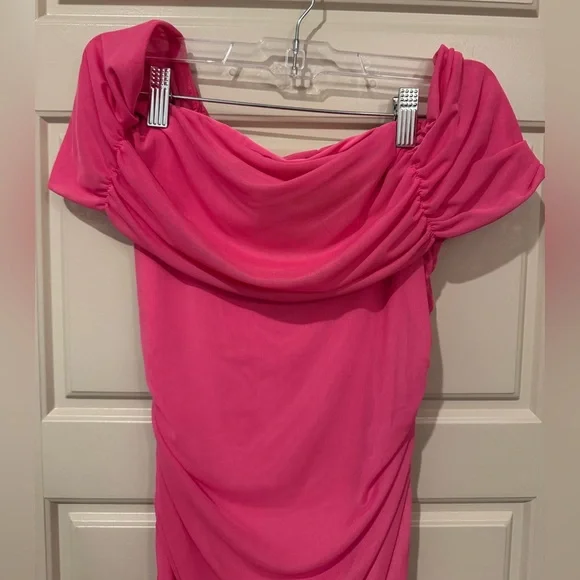 UPTOWN USA Strapless Hot Pink Dress - Medium 🩷🩷 - Picture 2 of 6